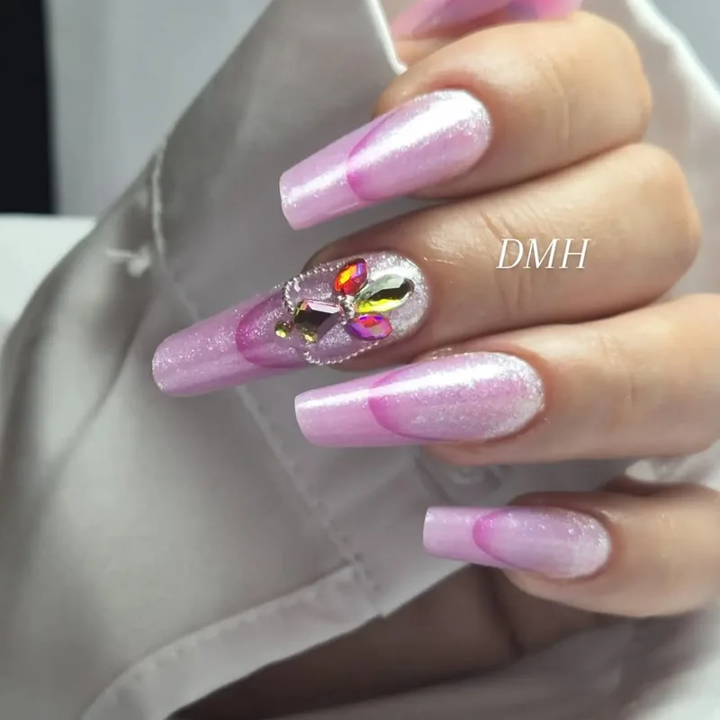 DMH Nails Tech at work
